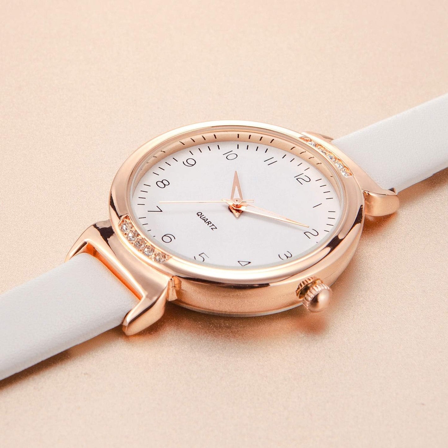 Women Watch Crystal Accented Leather Strap Watch Fashion Design Elegant Watch for Ladies Women’s Business Wrist Watch